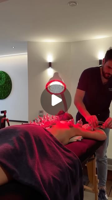 Séance de cupping et massage profond chez Résilience Concept